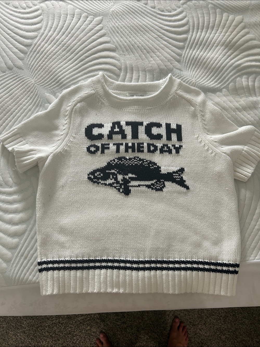 Catch of the Day White & navy Knit Fish Sweater -